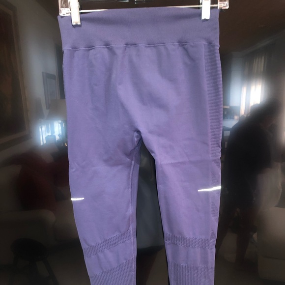 Under armor leggings - Picture 4 of 4